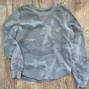 Abercrombie & Fitch camo sweater XS